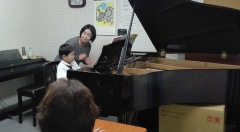 ピアノ 飯尾登志先生のレッスン風景